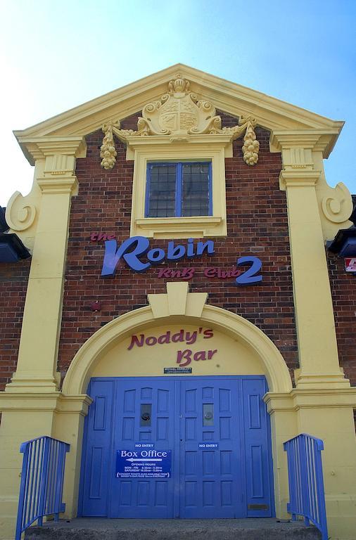 ولفرهامبتون The Robin 2 Hotel المظهر الخارجي الصورة